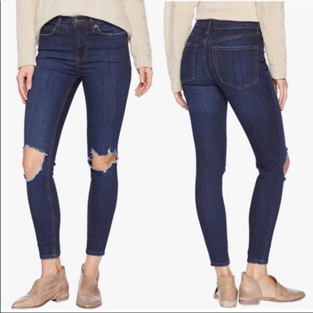 Free People Busted Knee Dark Blue Skinny Jeans Size‎ 25